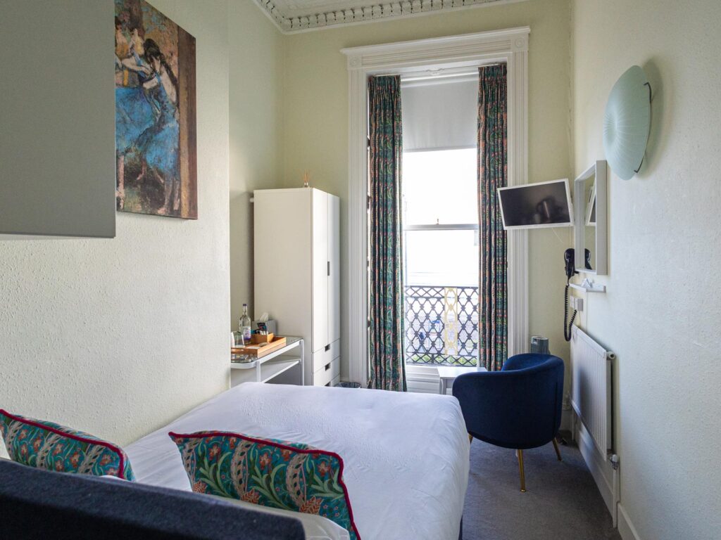 The Gresham Hotel, Weymouth. Room 07