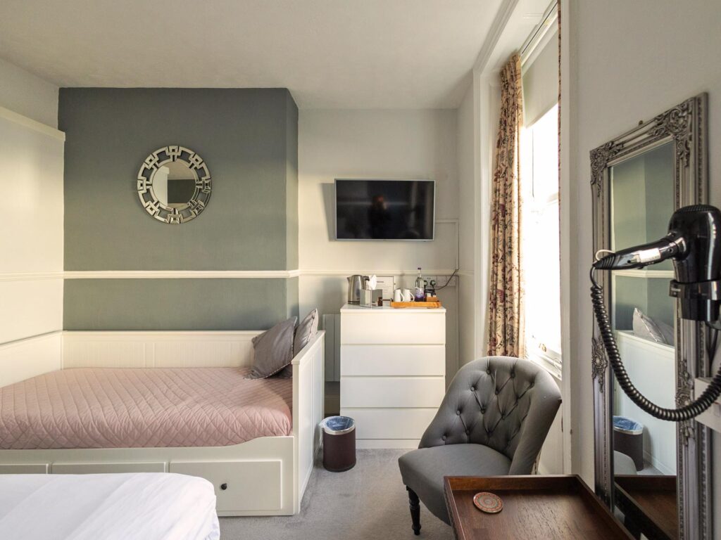 The Gresham Hotel, Weymouth – Room 11